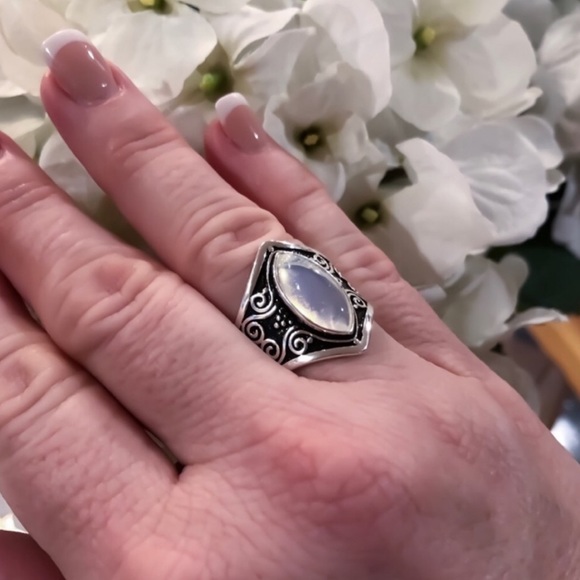 Large Moonstone Gem Ring (Opalite Moonstone Fashion Ring) ~ Brand New - Picture 6 of 6